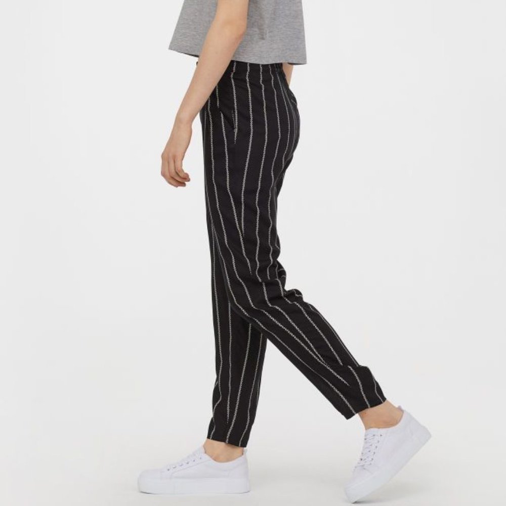 ‼️FINAL $$ DROP‼️ H&M DIVIDED B&W Printed Pants